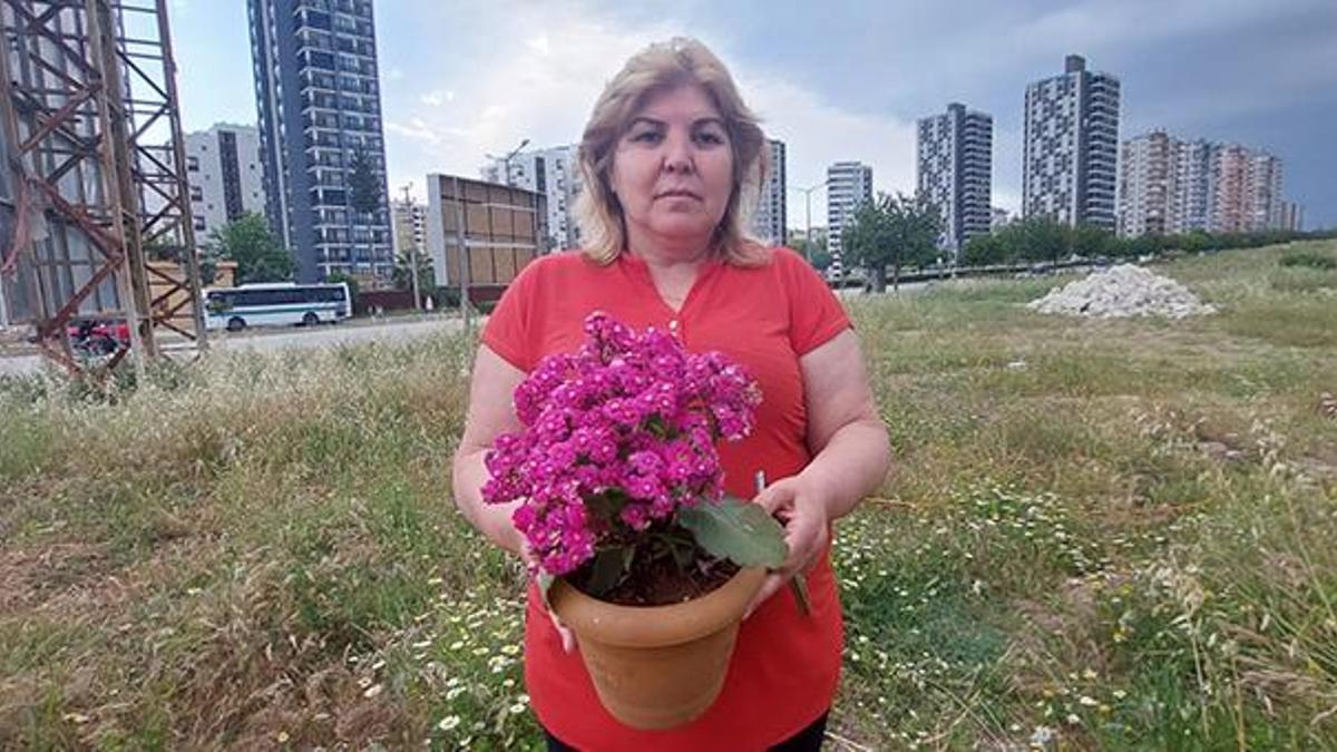 Bir çiçeğin bedeli 95 bin dolar! Kadınlar Günü'nde hayatının şokunu yaşadı