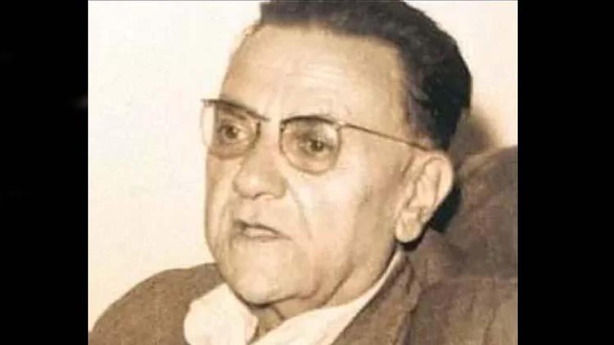 Nurullah Ataç eserleri nelerdir? Nurullah Ataç eserlerinin özellikleri...