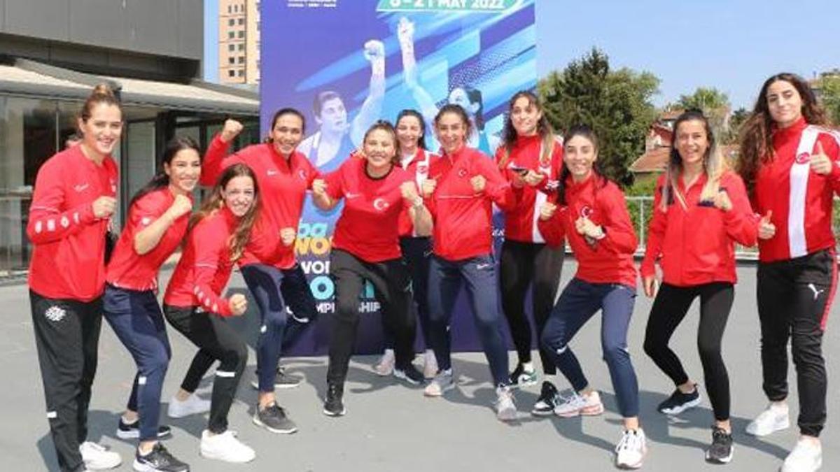 Dünya Kadınlar Boks Şampiyonası'nda tarihi başarı!