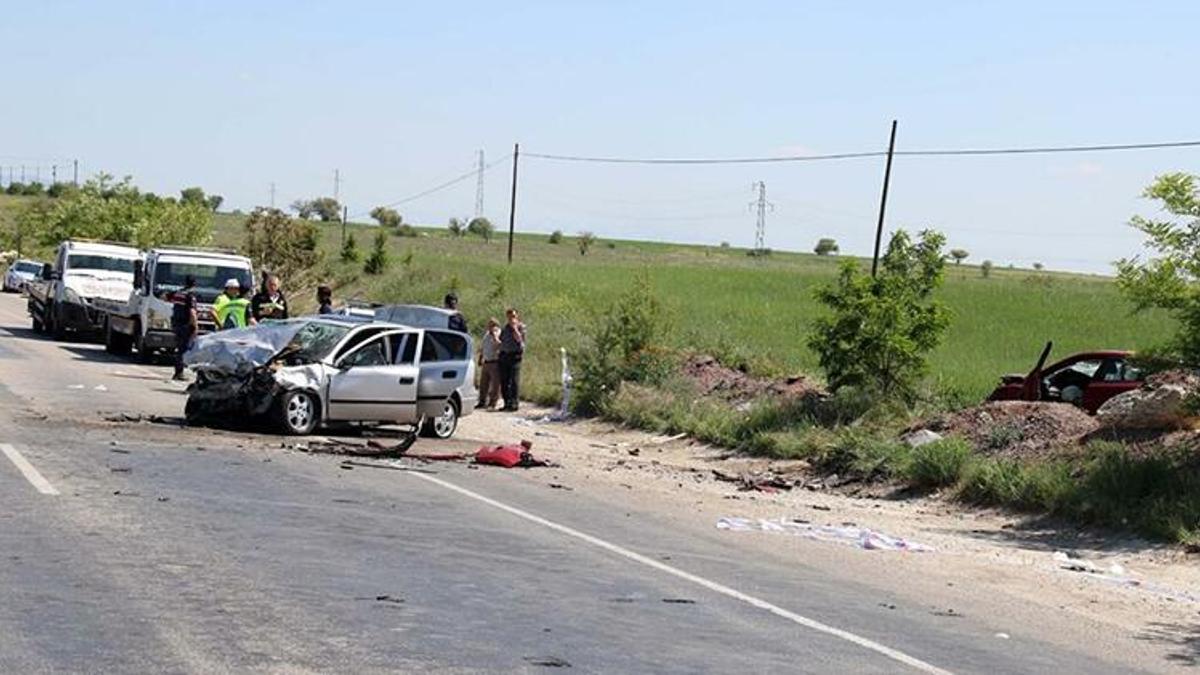 Feci kaza! 7 aylık hamile kadın ve annesi öldü, 3 kişi yaralandı