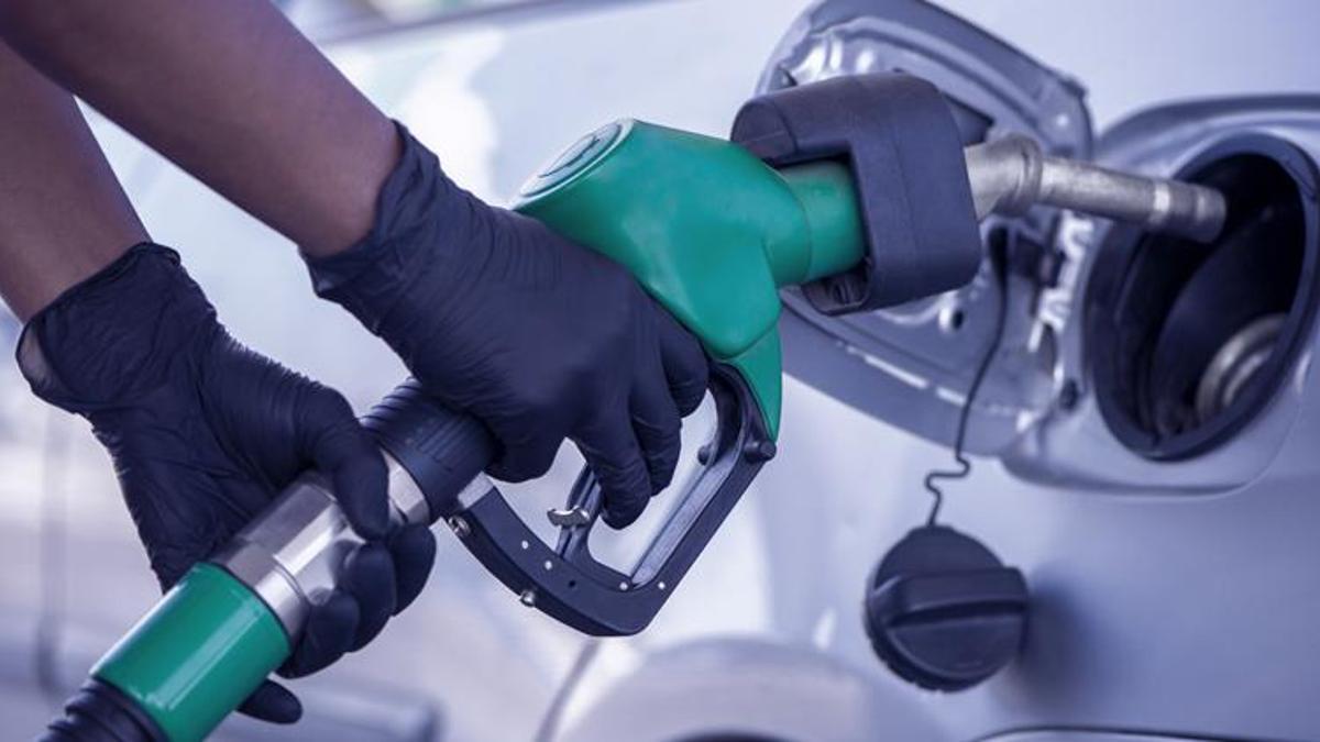 Akaryakıt fiyatlarına yeni zam! Benzin, motorin, LPG...