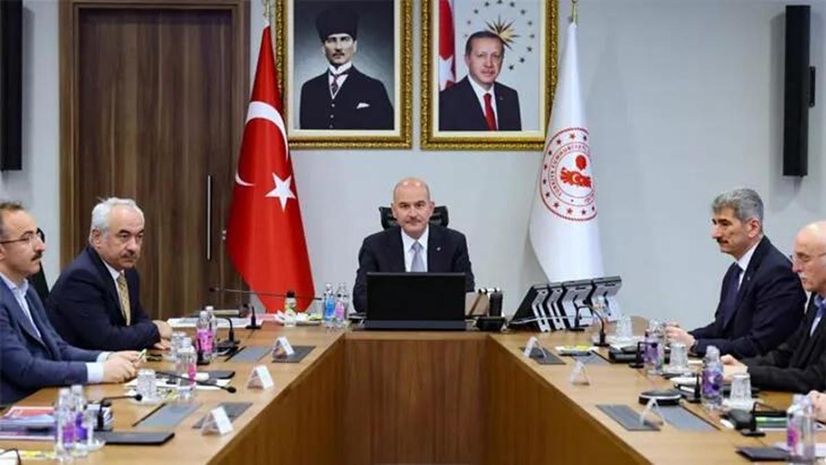 Bakan Soylu'dan 81 ilin valisi ile önemli görüşme!