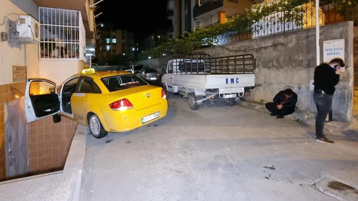Kavgayı ayırırken taksisi çalındı