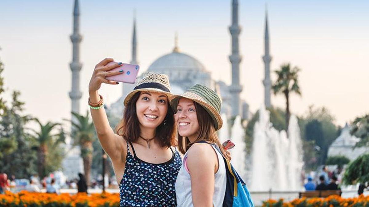 En çok o ülkeden Türkiye'ye geldiler! Nisanda yüzde 225 arttı