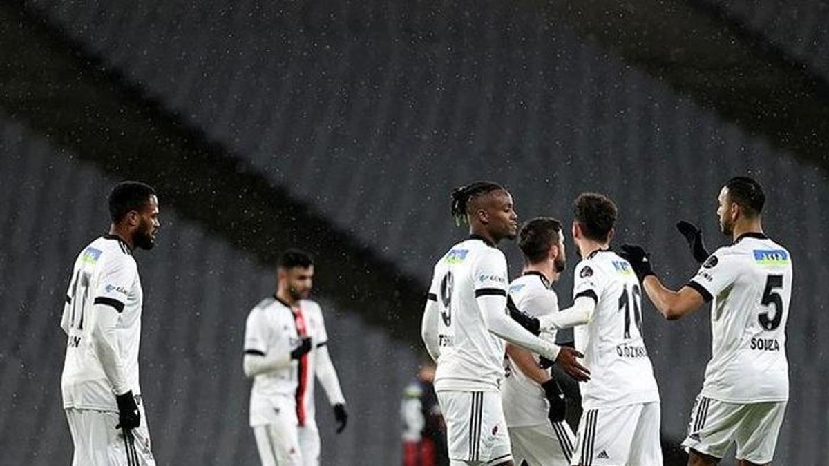 Michy Batshuayi resmen Beşiktaş'tan ayrıldı