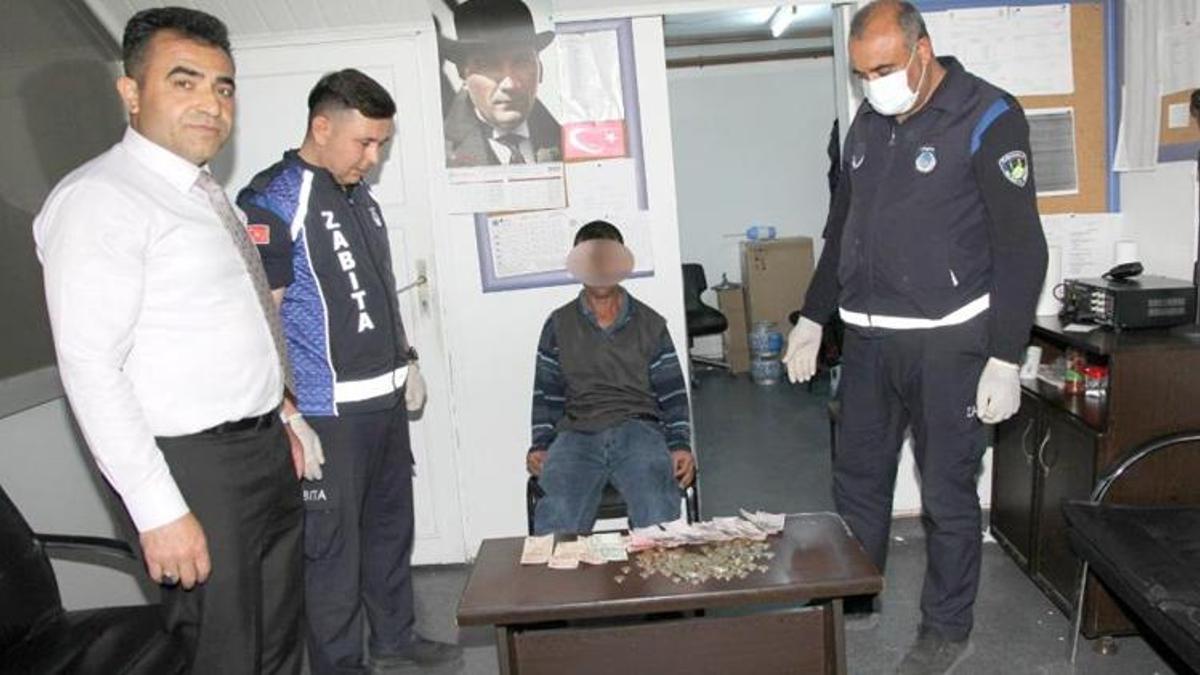 Dilencilik yaparak yarım günde 530 lira topladı