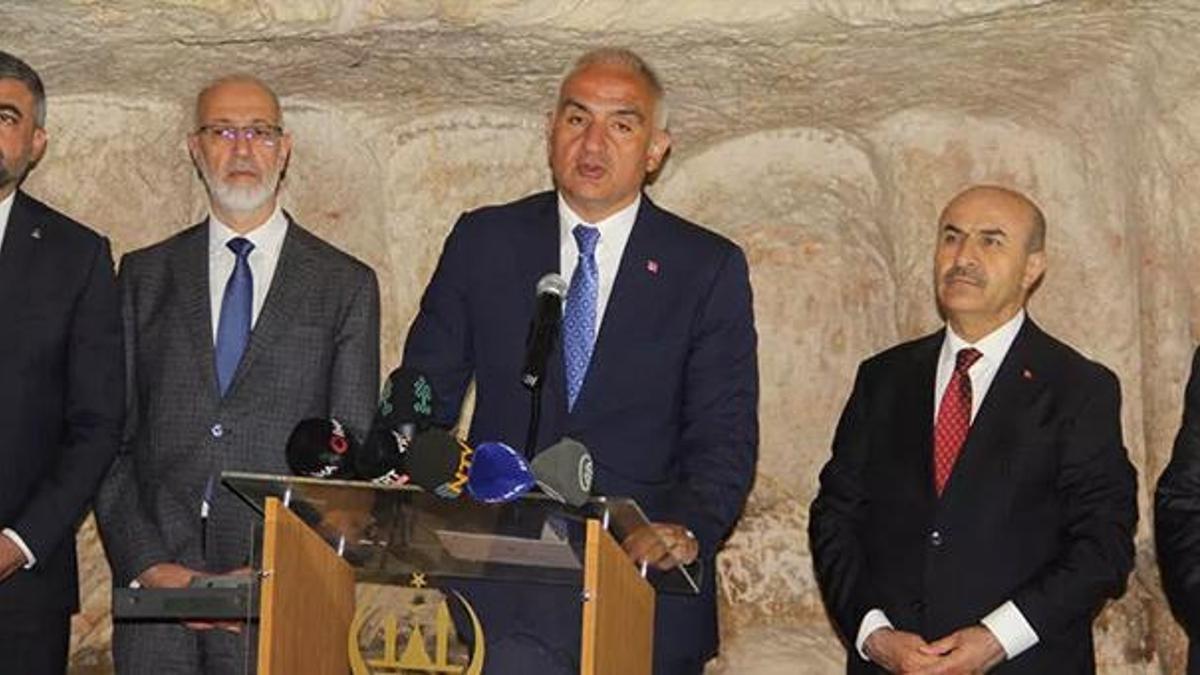 Bakan Ersoy Midyat'ta: Bu alanı turizme kazandırmayı amaçlıyoruz
