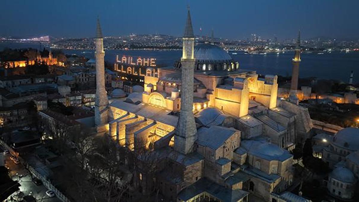 MSB: Ayasofya, Türk milletinin koruması altındadır