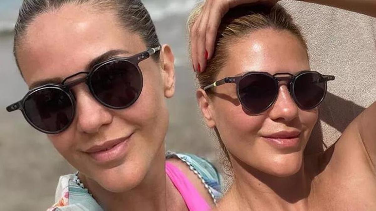 Emine Ün'den mayolu paylaşım! "Kızı Duru sandım"