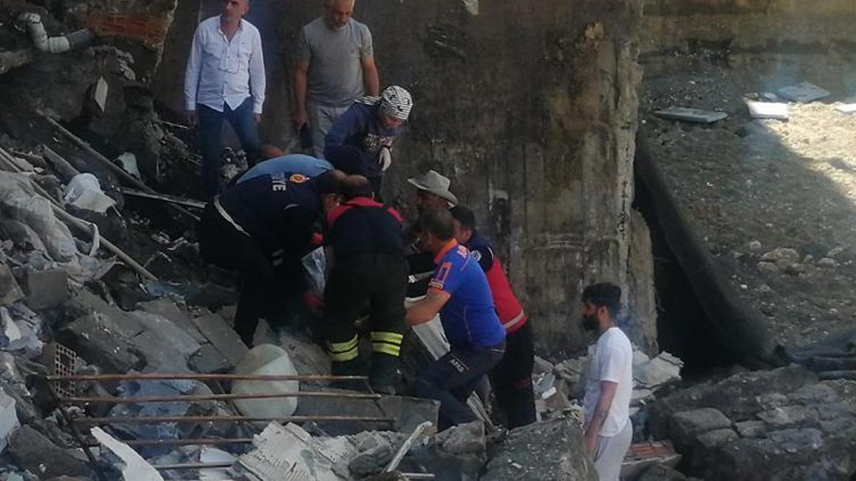 Erzincan'da inşaat kazısında göçük: 2 işçi yaralı