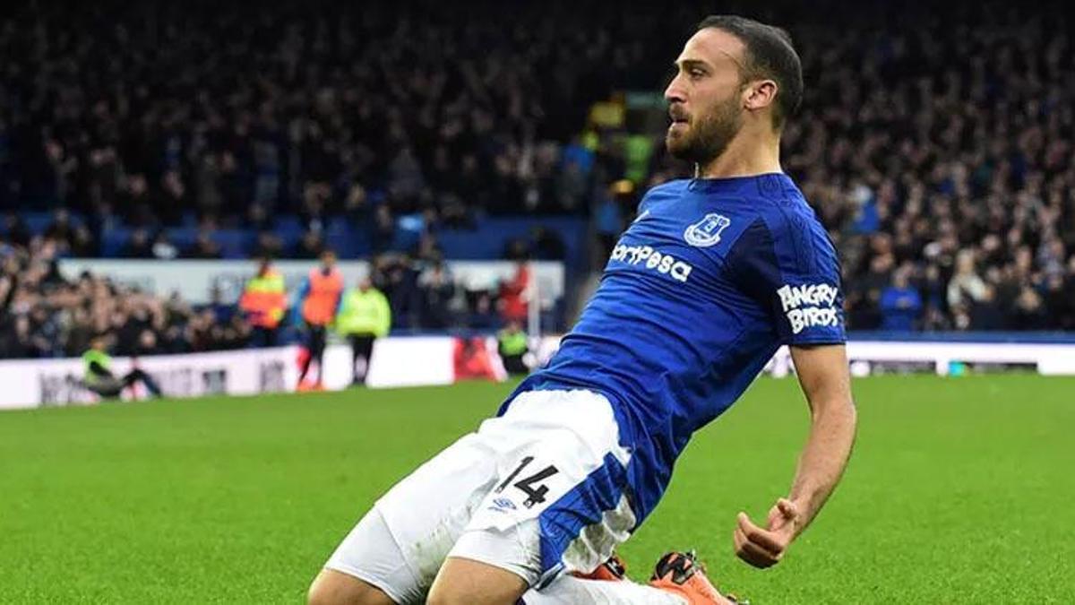 3 milyon euro'dan 1.750 bin euro'ya kadar düştü! Cenk Tosun'la görüşmelere başlandı