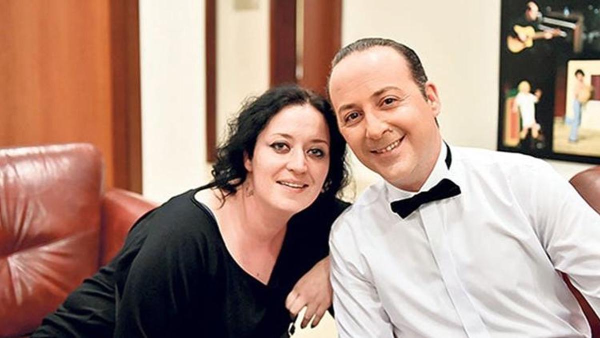 Tolga Çevik'ten eşine romantik doğum günü sürprizi!