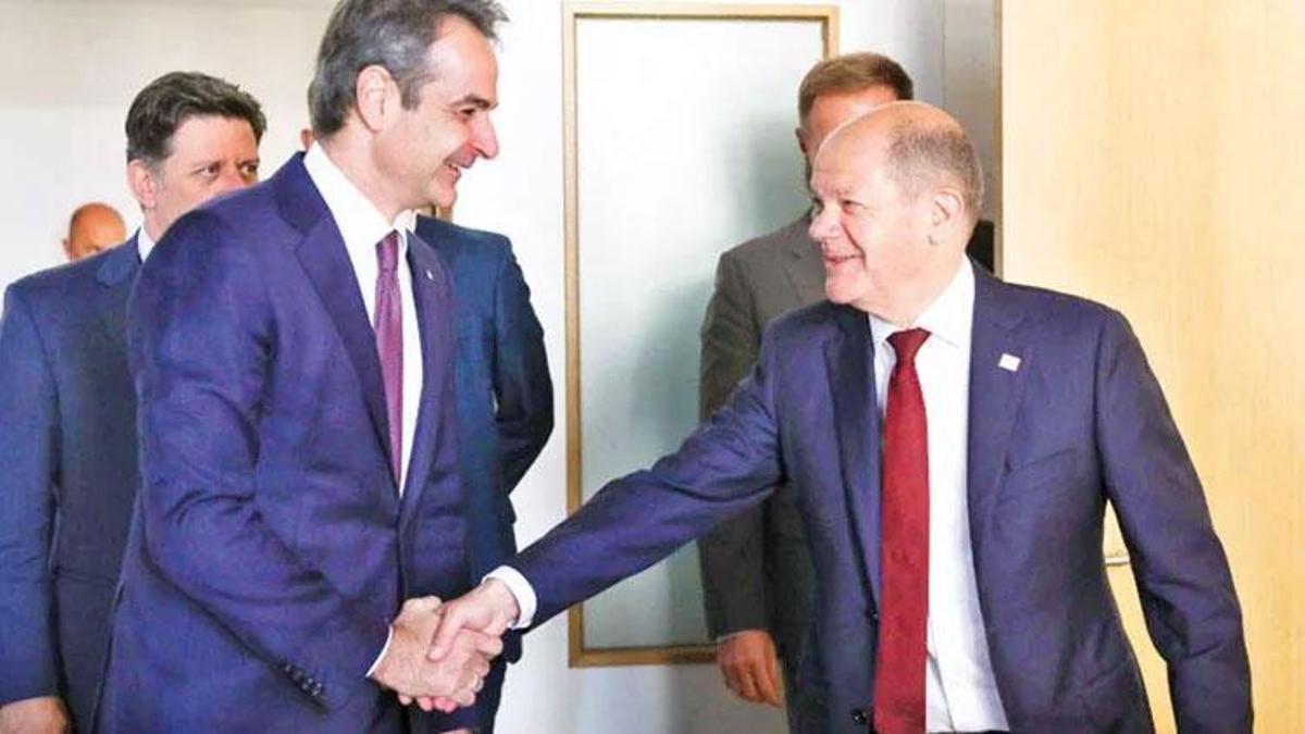 Miçotakis ‘Mavi Vatan’ haritasını Scholz’a göstererek Türkiye'yi şikayet etti! Destek Macron'dan geldi...