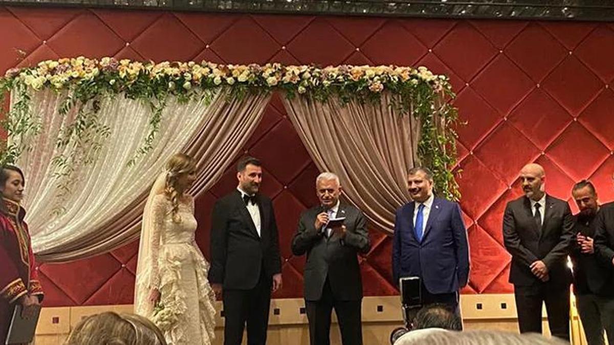 Sağlık Bakanlığı Basın Müşaviri Kirişçioğlu, iş insanı Apay ile dünya evine girdi