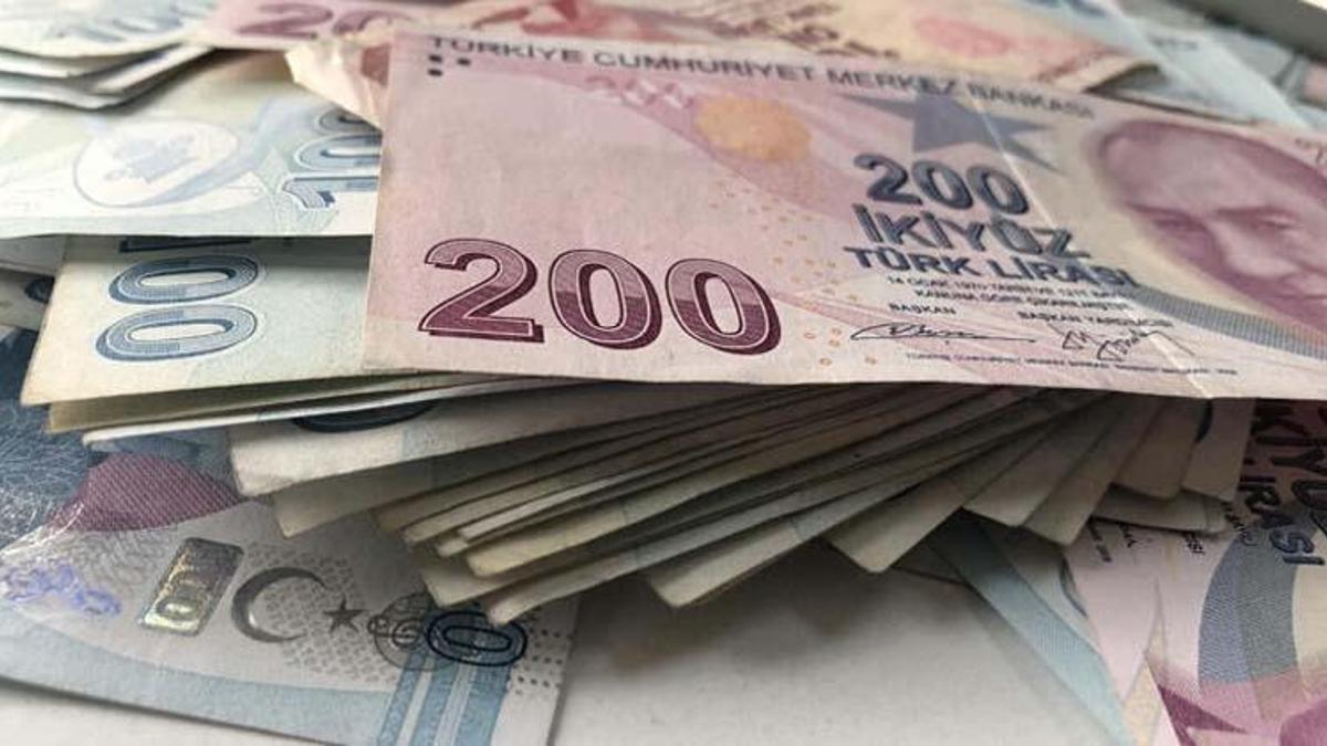 Memur ve emeklinin maaş zammı ne oldu, Memur enflasyon farkı kaç oldu, ne kadar? Memur zammı temmuz 2022