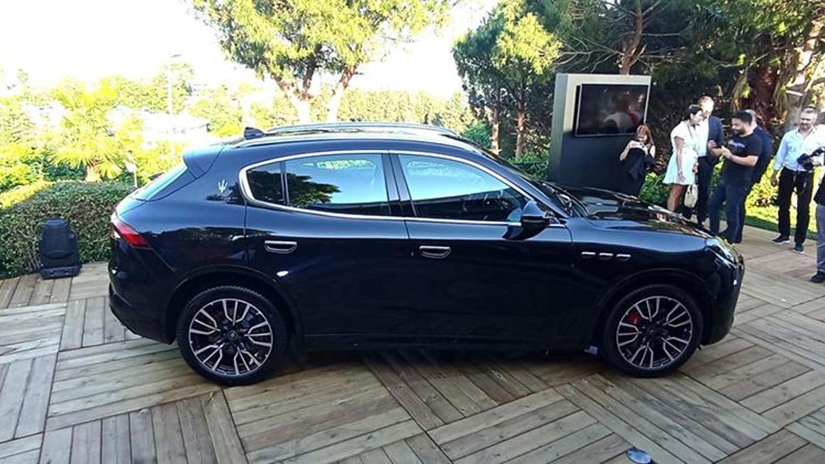 Meraklıları dört gözle bekliyordu! Maserati’den yeni SUV geliyor