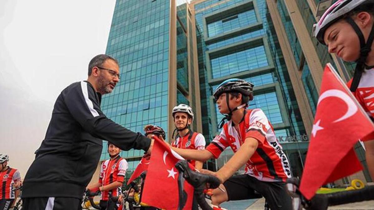 Bakan Kasapoğlu müjdeyi verdi: Önümüzdeki günlerde açılışını yapacağız