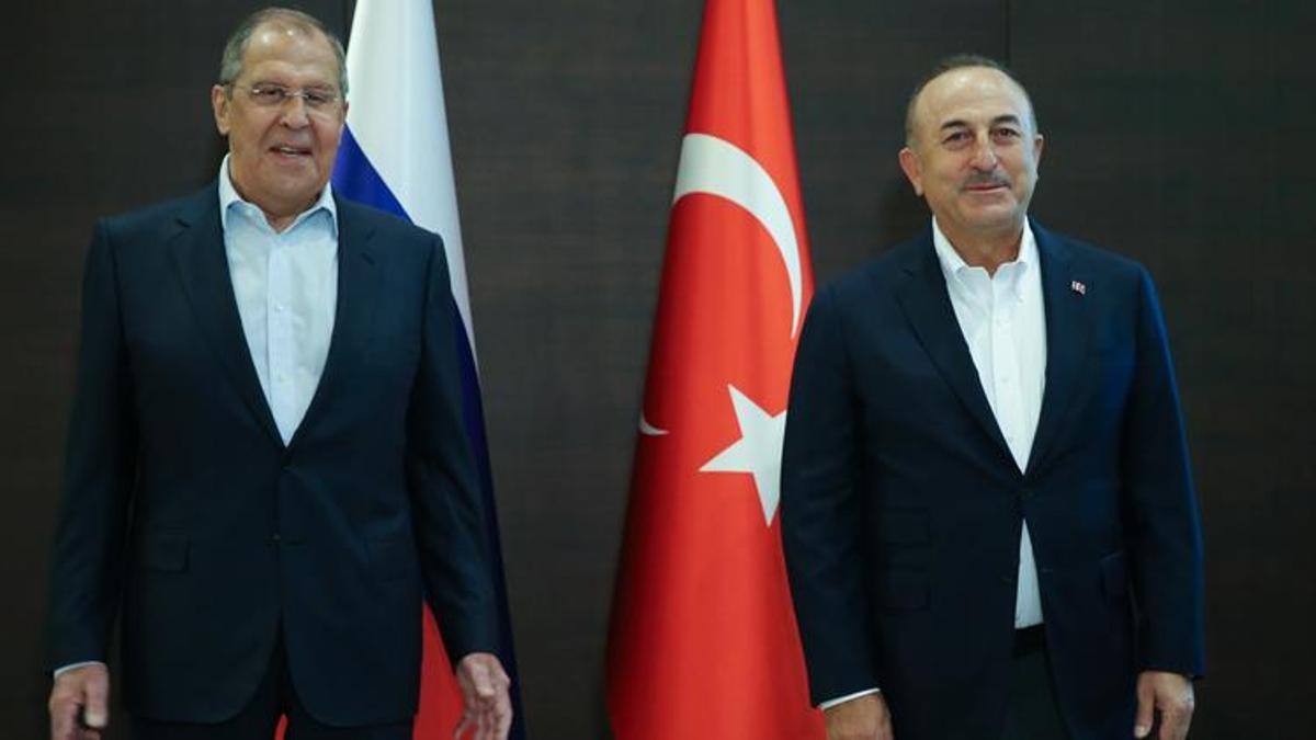 Rusya Dışişleri Bakanı Lavrov ile Çavuşoğlu arasında kritik görüşme