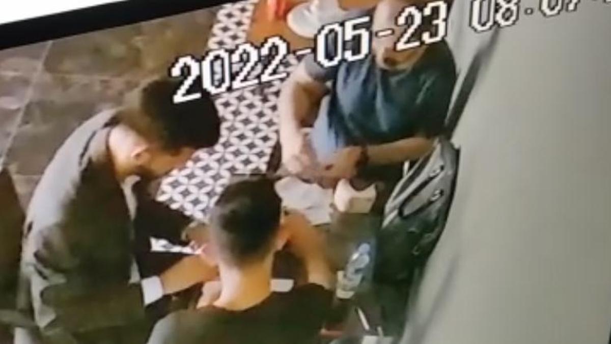 'Organize İşler Sazan Sarmalı' filmi gerçek oldu! 'Fil Avcısı' operasyonu ile hepsi yakalandı