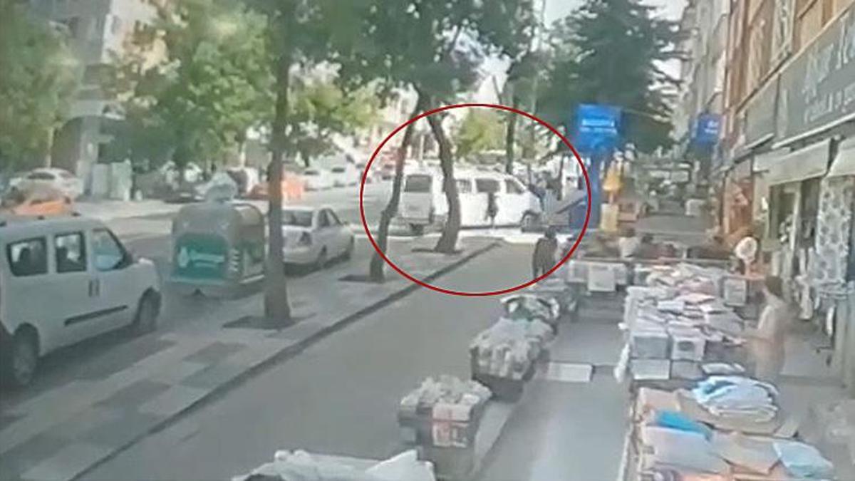 Laf attıkları 4 lise öğrencisini arabayla ezdiler! Kan donduran anlar kamerada