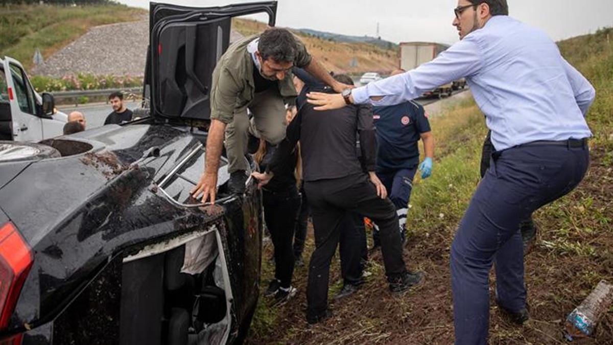 TBMM Başkanı Şentop'un koruma ekibi kaza yaptı! 2 özel kalem müdür yardımcısı ve 2 polis yaralı