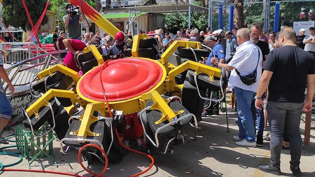 Lunaparkta korku dolu anlar! Salıncak mekanizmadan koparak düştü