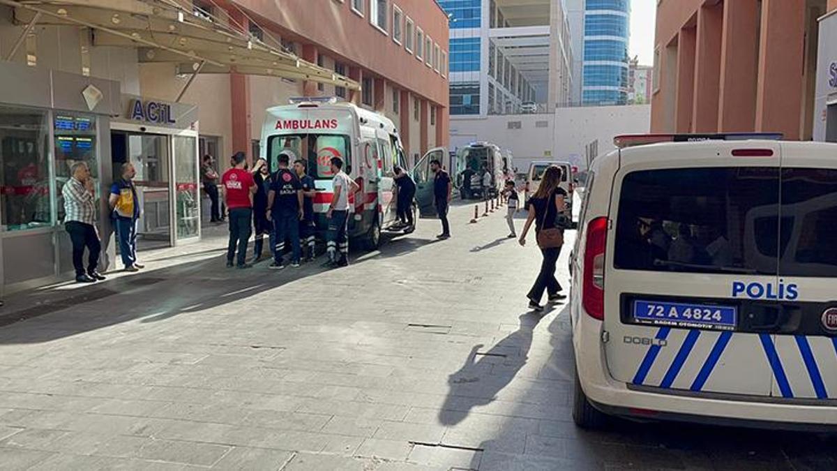 Cinnet getiren polis, eşini ve çocuğunu öldürüp intihar etti