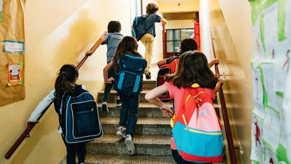 Yaz okulu çocuğun sosyalleşmesine imkan sağlıyor