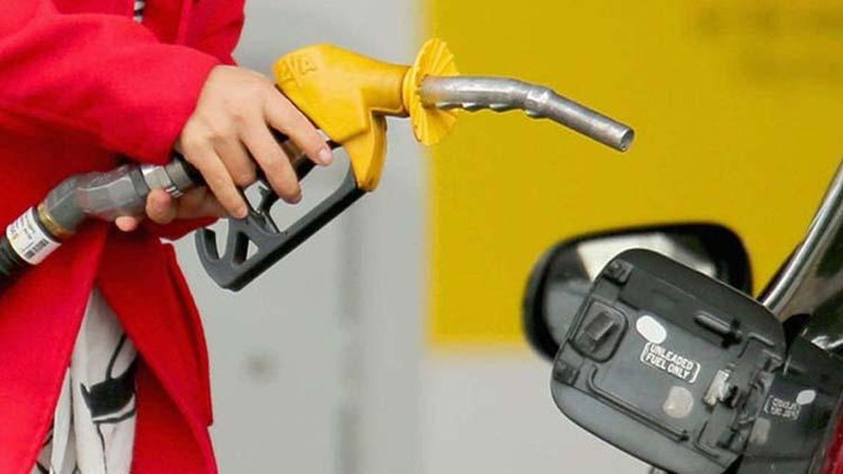 Motorine zam var mı, ne zaman gelecek, benzine zam geldi mi? 16 Haziran akaryakıt fiyatları ne kadar, bu gece zam gelecek mi?