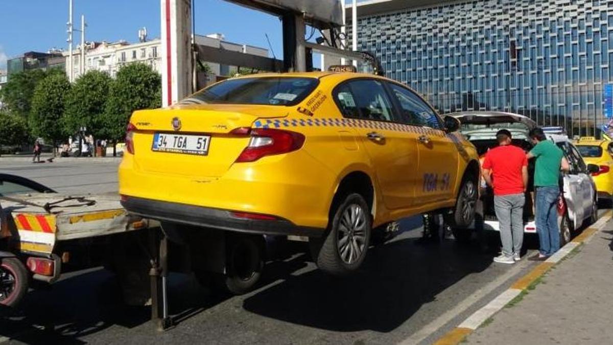 Taksim’de yapılan denetimde taksicilere ceza yağdı