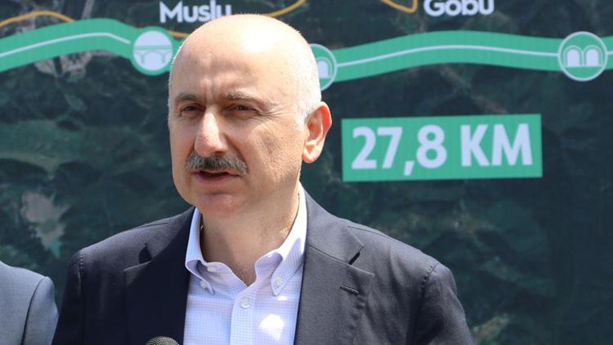 Bakan Karaismailoğlu: Türkiye'ye çağ atlatan projeler seçkinlerin değil milletin