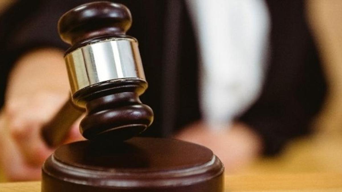 Yargıtay, Donanma davasında 12 kişinin yeniden yargılanmasına karar verdi