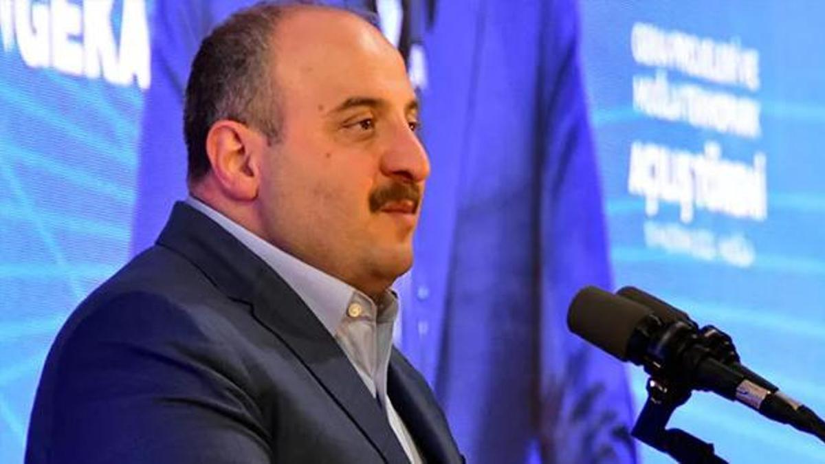 Bakan Varank: Ülkeye değer katan herkesin yanında olduk
