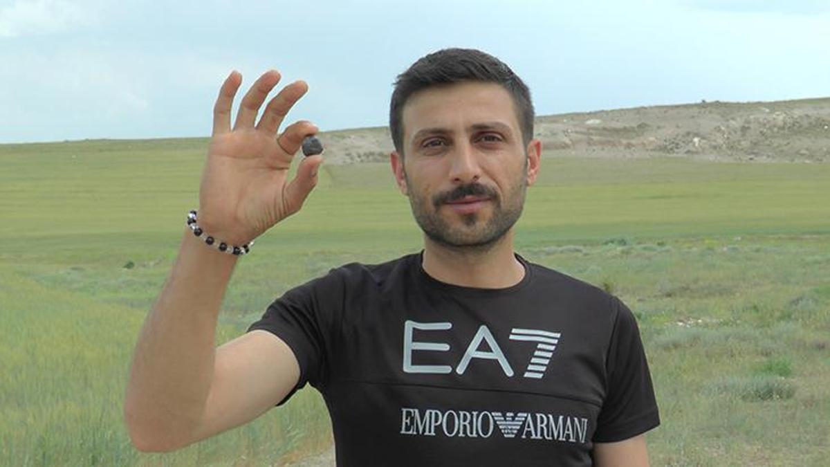 Tatil için köyüne gitti, tarlada gezerken buldu! Şimdi değer biçilemiyor