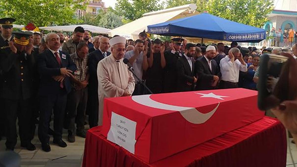 Jandarma Uzman Çavuş Turgut İçen son yolculuğuna uğurlandı
