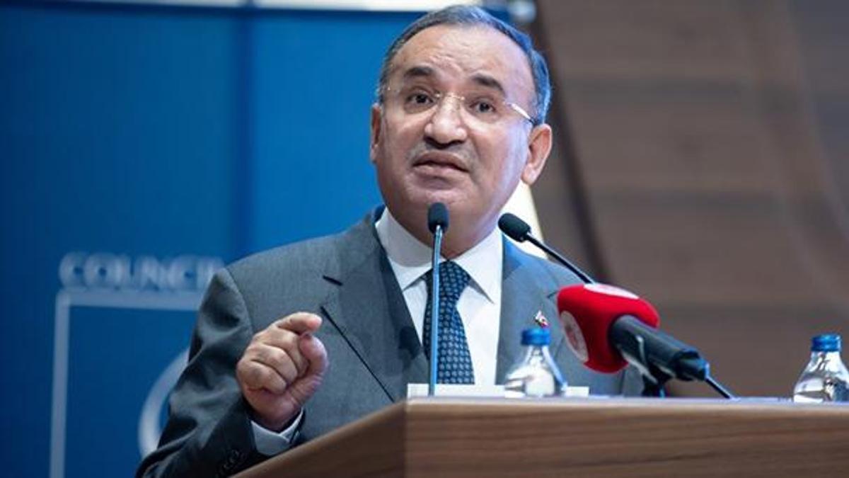 Bakan Bozdağ: Adayımız Erdoğan'dır, adaylığı yasaldır