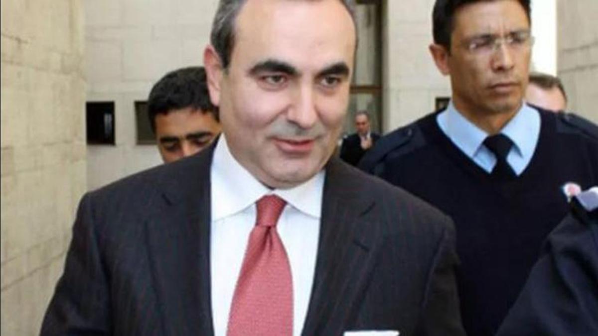 Erol Eşrefoğlu kimdir? Erol Eşrefoğlu (Evcil) Demir Yumruk operasyonunda gözaltına alındı mı?
