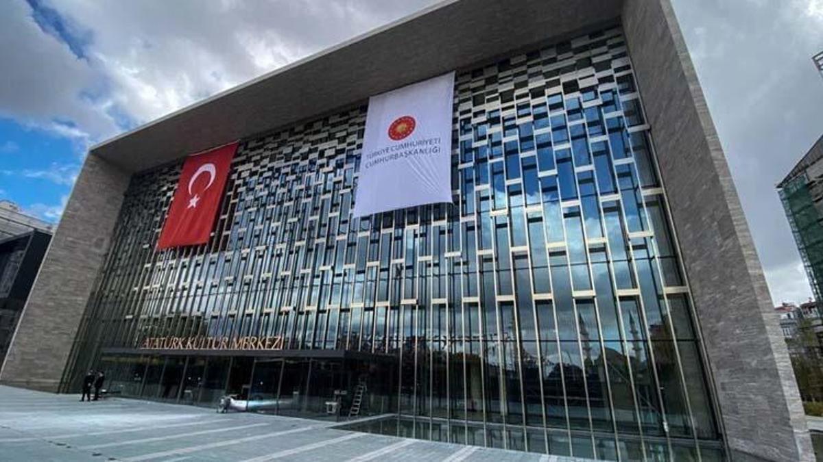 Atatürk Kültür Merkezi nerede, AKM’ye nasıl gidilir? Cüneyt Arkın cenaze töreni!
