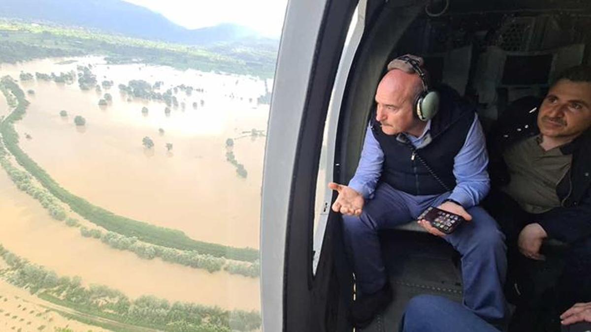 Bakan Soylu, sel felaketinin yaşandığı bölgede konuştu: Gün geçtikçe tablo ağırlaşmaktadır