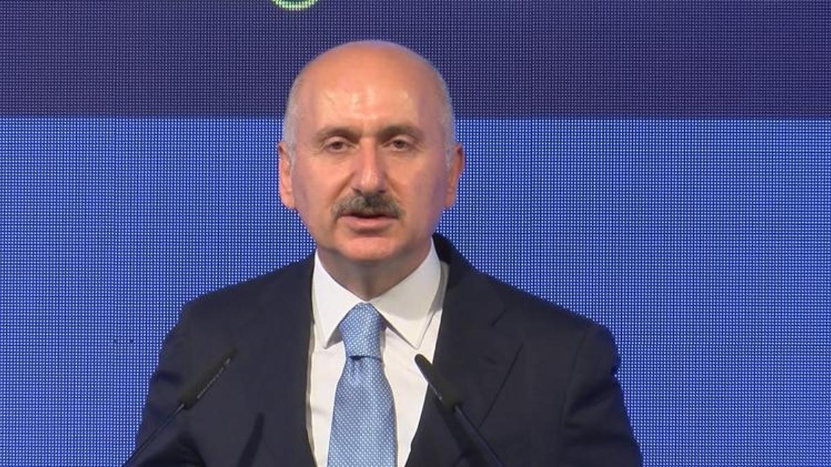 Karaismailoğlu: Kanal İstanbul ile Türkiye'nin denizyolu taşımacılığındaki rolü güçlenecektir
