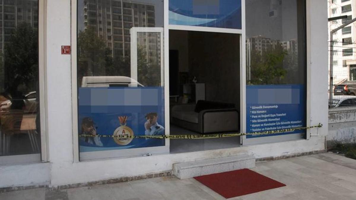 Eski patronunu iş yerinde tabancayla öldürdü
