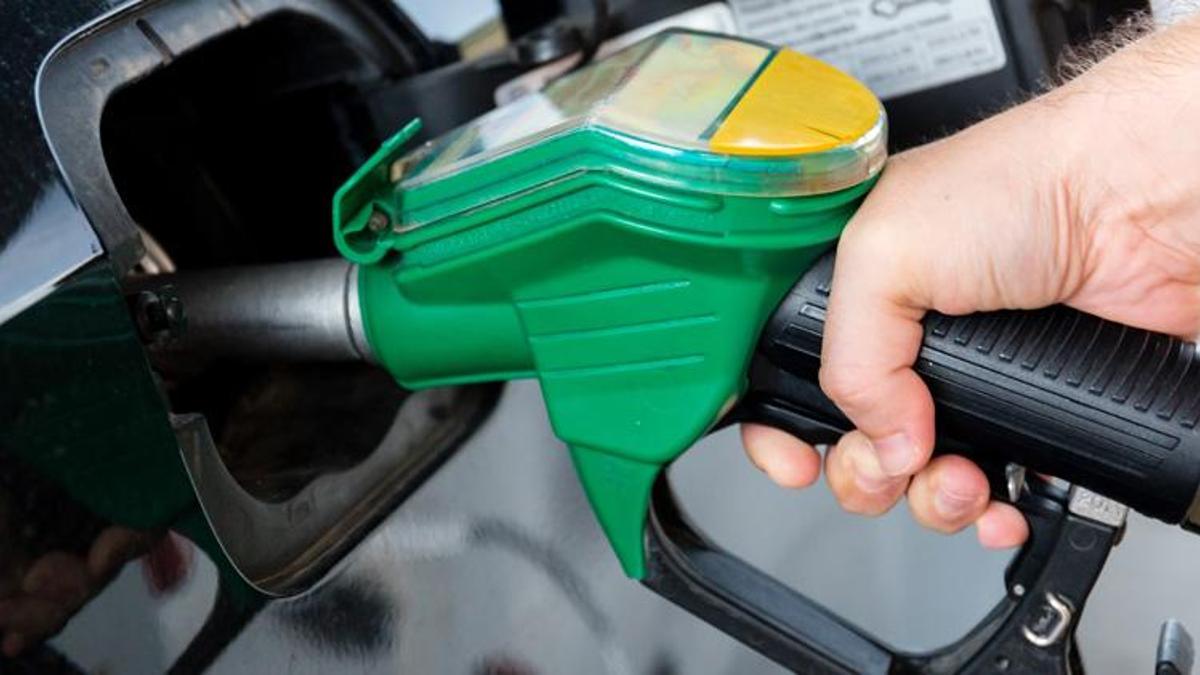 Akaryakıt fiyatlarıyla ilgili son dakika açıklaması! Benzin, motorin ve LPG'ye indirim!