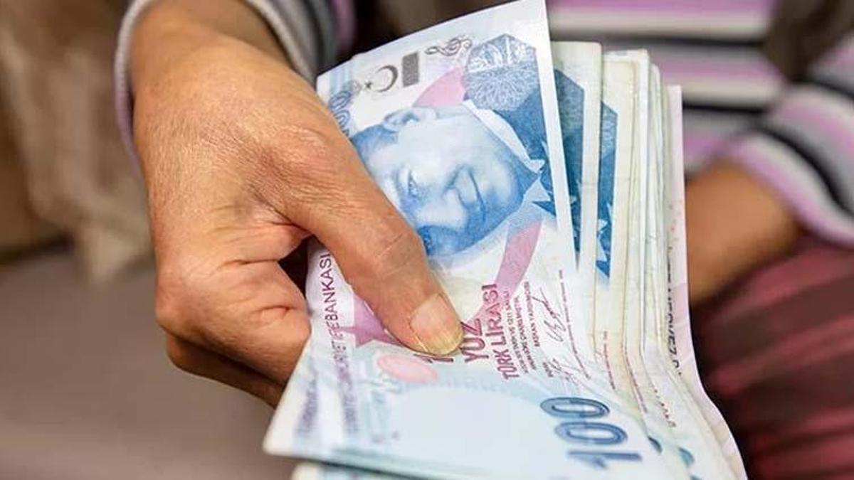 İşçi (SSK), Memur, Bağkur emekli bayram ikramiyesi ne zaman verilecek, bayram ikramiyesi yattı mı, ne zaman yatacak? Bayram ikramiyesi ödeme günleri!