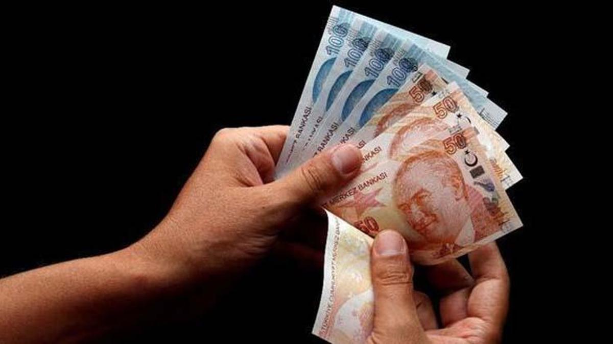 Yeni zamlı memur maaşları ne zaman yatacak, memur maaşları bayramdan önce ödenecek mi? Temmuz memur zammı 2022