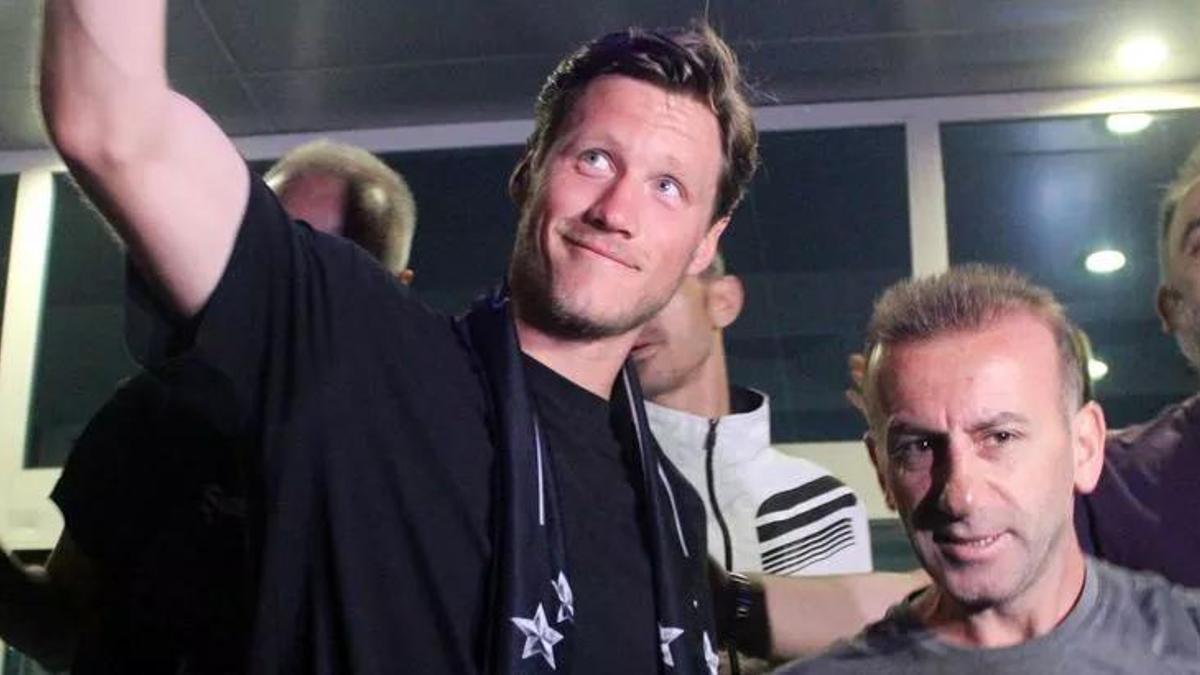 Weghorst transferi KAP'a bildirildi! İşte Beşiktaş'ın kasasından çıkacak para