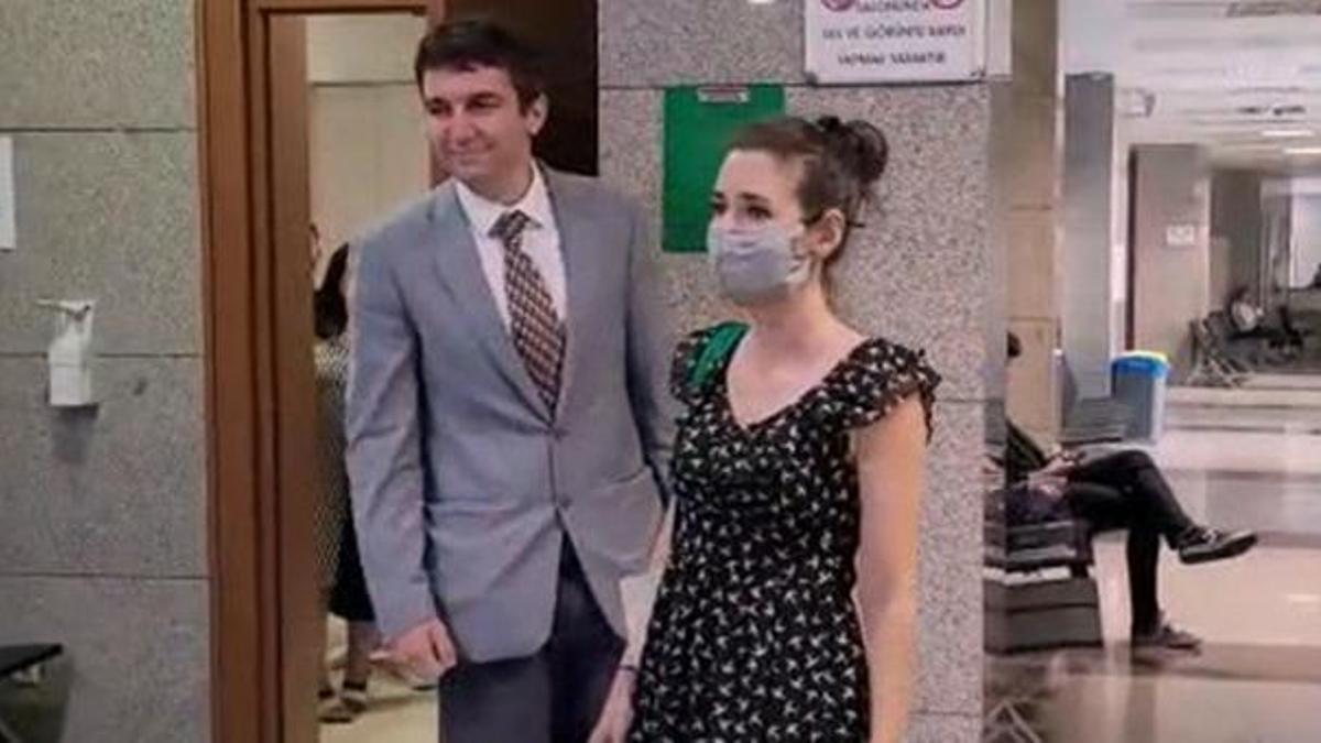Ünlü oyuncu Pelin Batu tek celsede boşandı