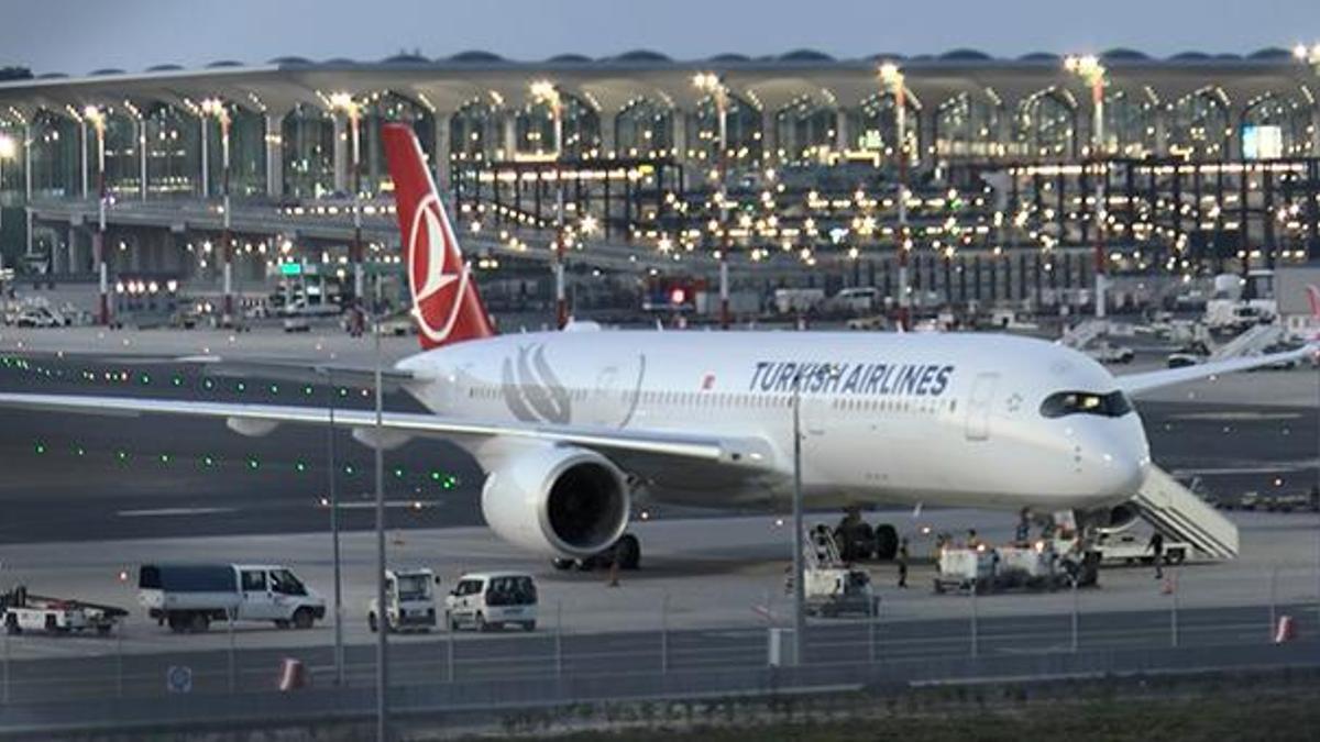 THY'nin Airbus a350-900 tipi 7'nci uçağı İstanbul'da