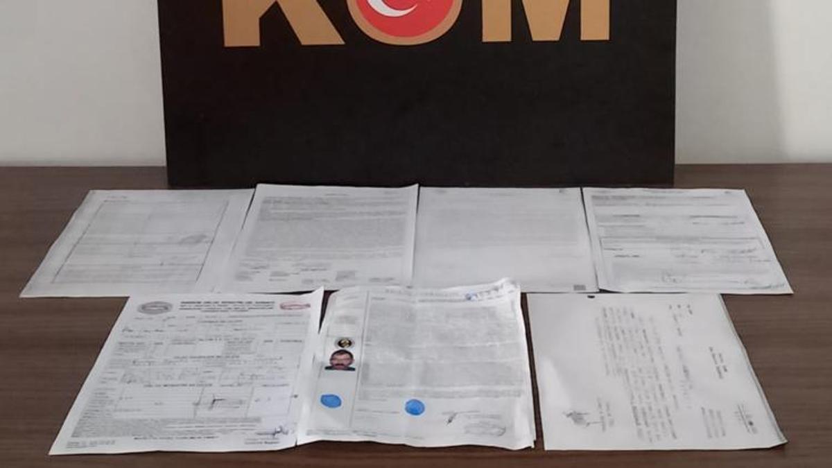 Tapuda sahtecilik yapanlara polisten suçüstü baskın