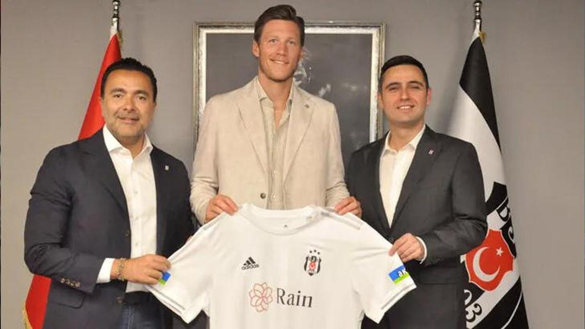 Beşiktaş'ın yeni transferi Wout Weghorst'un opsiyon bedeli belli oldu!