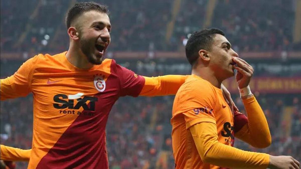 Galatasaray'da Mostafa Mohamed krizi sona erdi!
